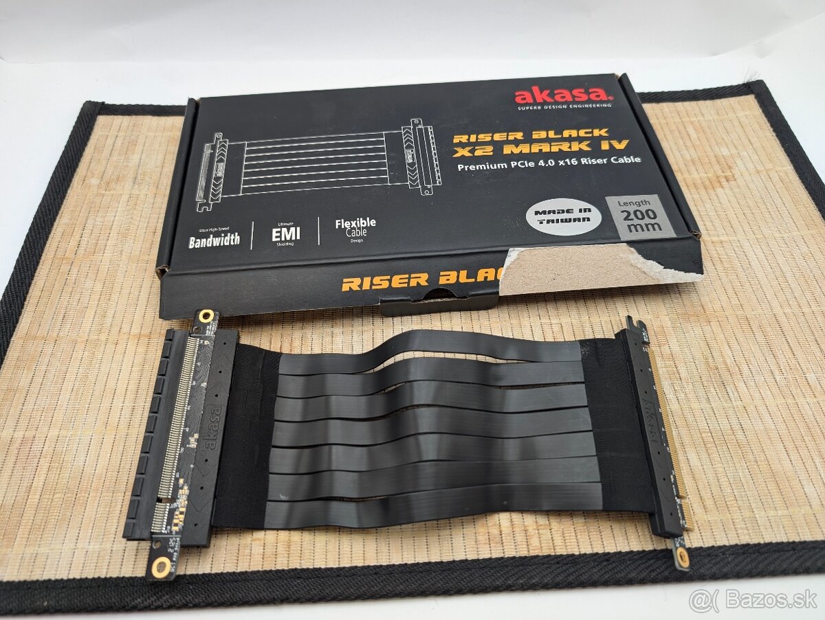 AKASA RISER BLACK X2 Mark IV PCIe 4.0 20 cm