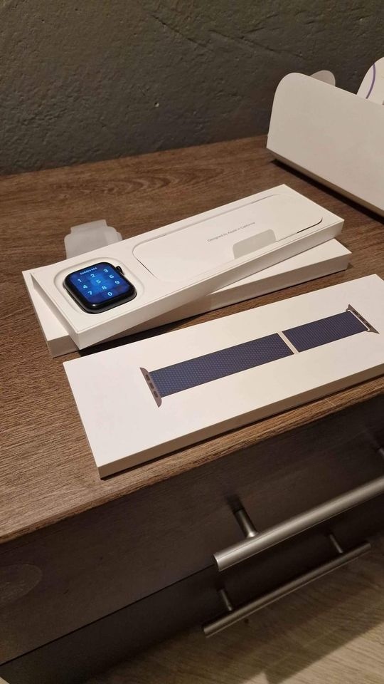 Apple watch SE 2 44mm NOVE