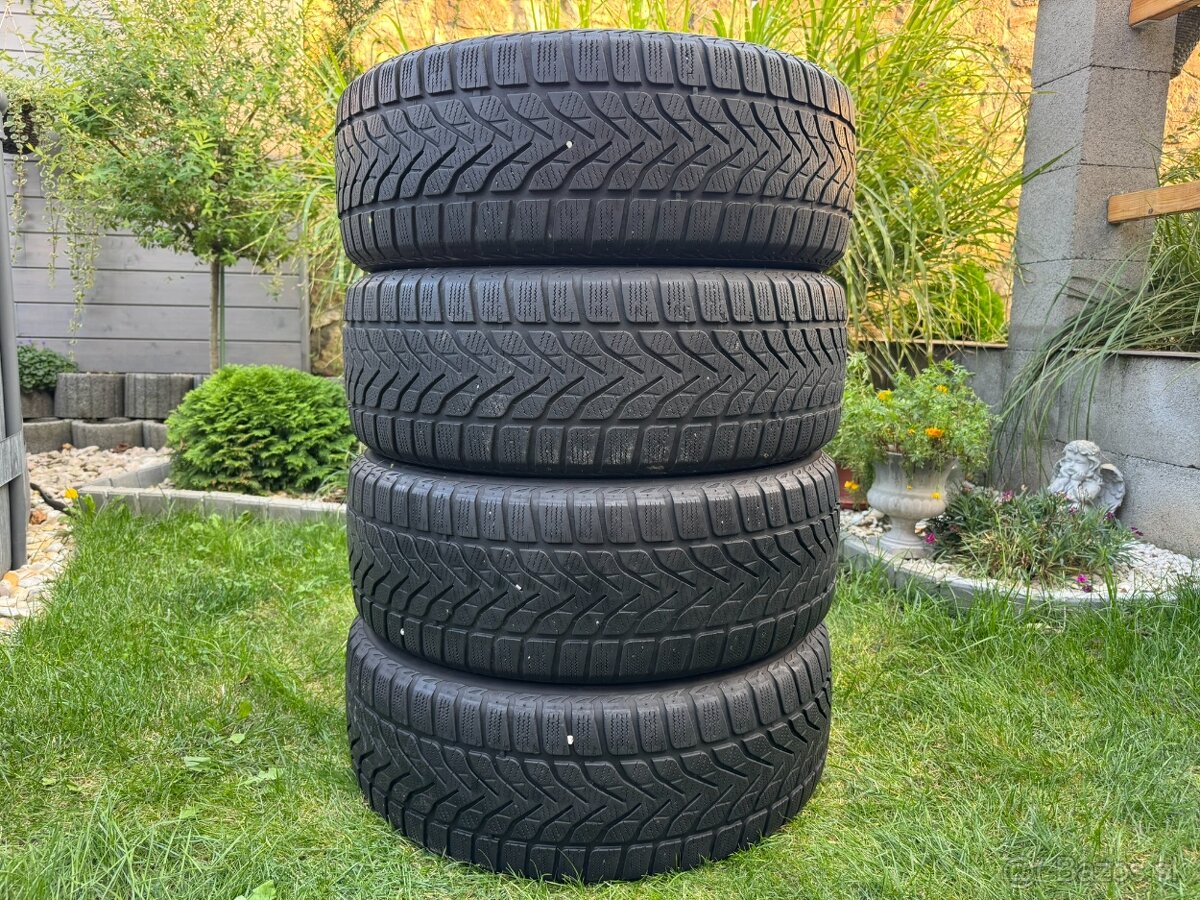 225/55 R18 98V