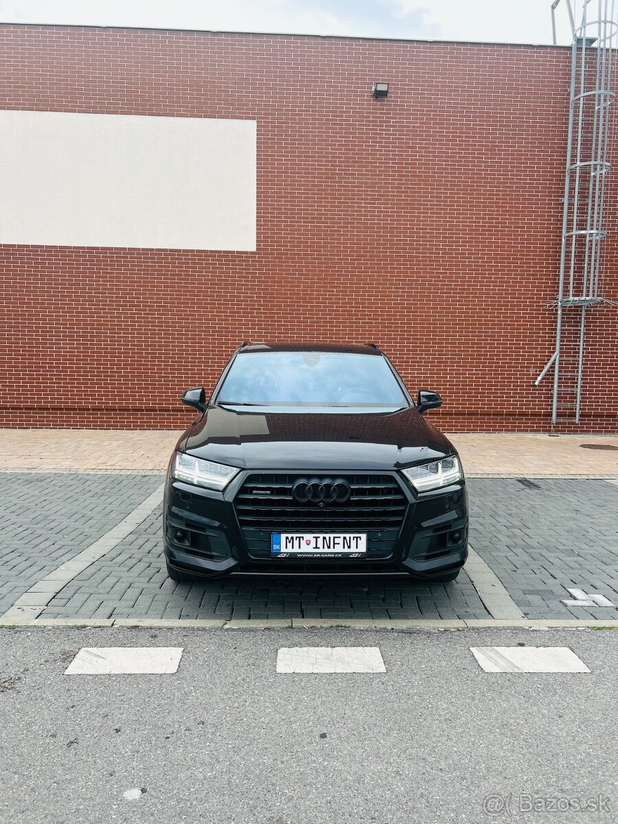 AUDI Q7 3.0TDI 272k ODPOČET DPH