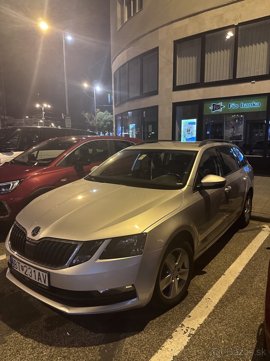 Skoda Octavia 1.6 TDI MANUAL 2020 combi