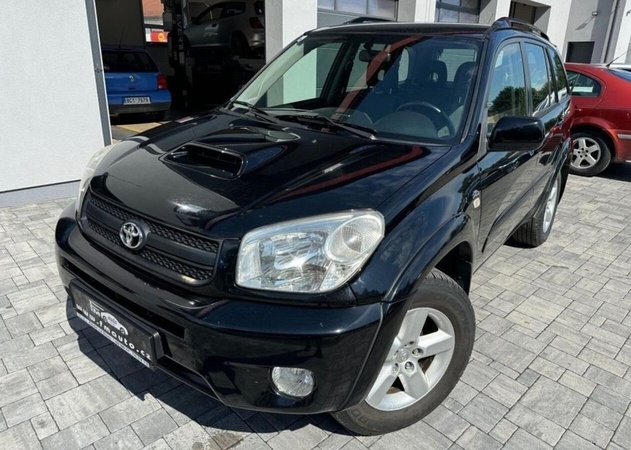 Toyota Rav4 2.0D-4D 4WD nafta manuál 85 kw