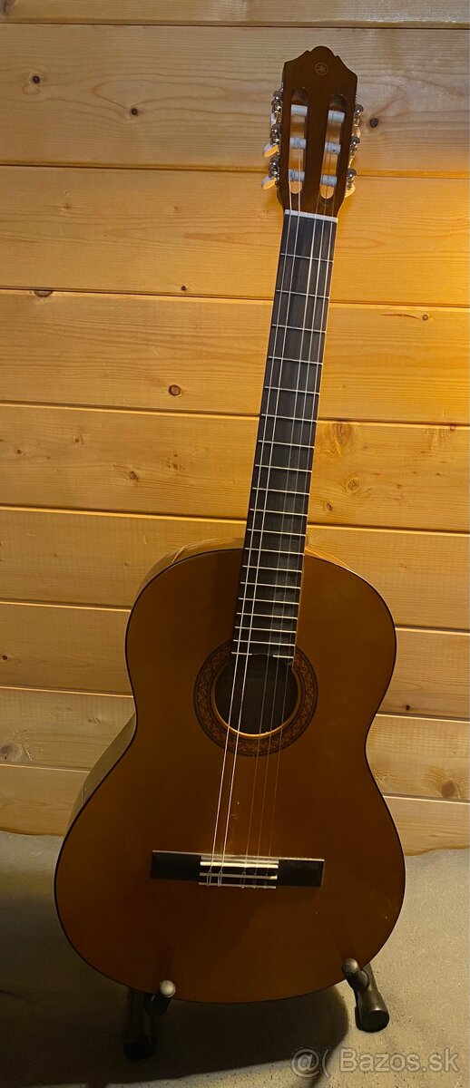 klasická gitara Yamaha C40, 4/4, púzdro,stojan,ladička