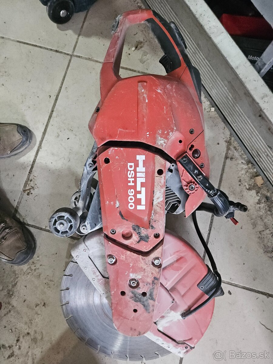 Predám rozbrusovaciu benzínovú pílu HILTI DSH 900