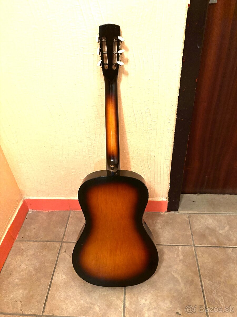 Gitara Cremona