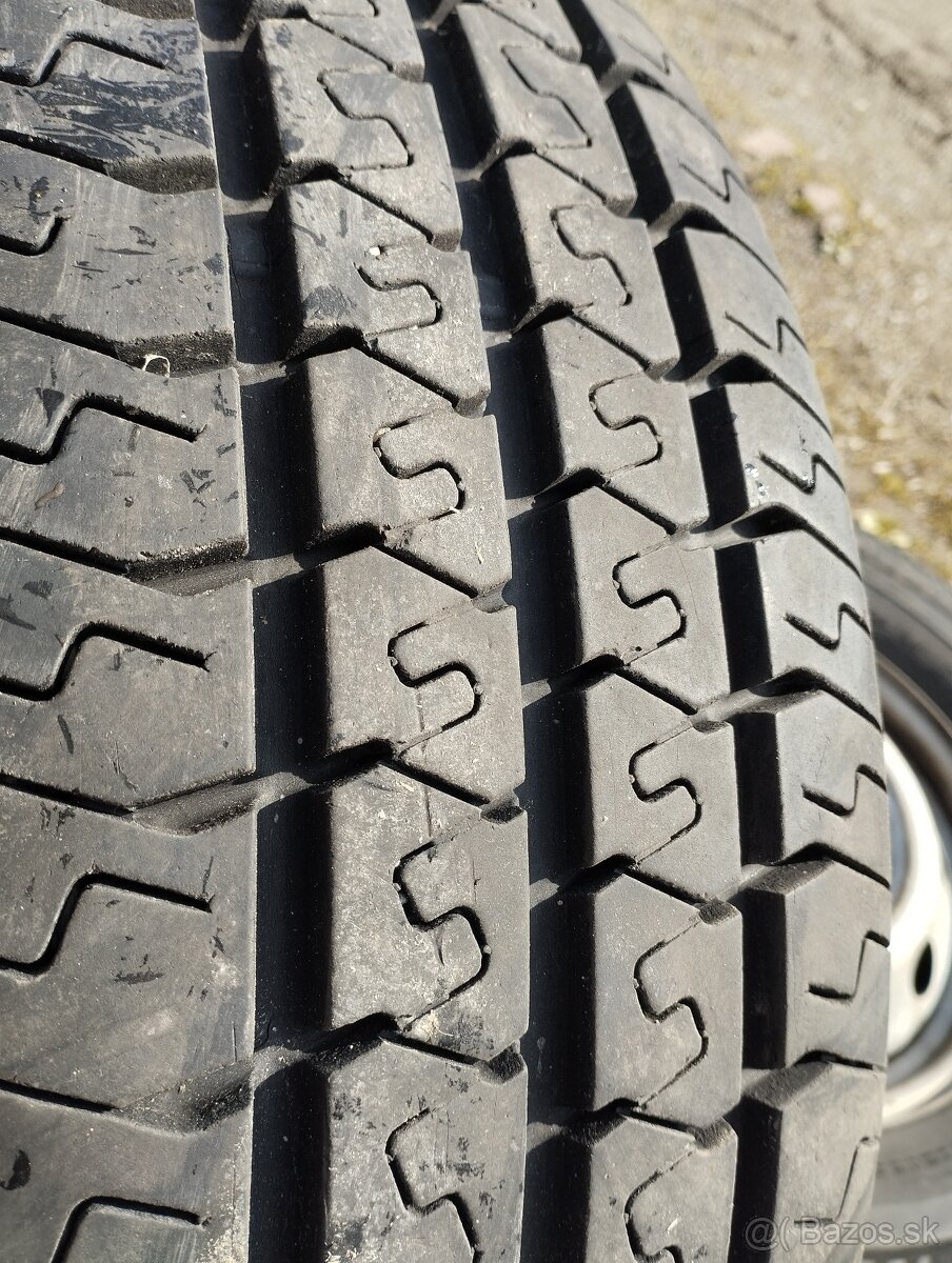 225/75 R16C