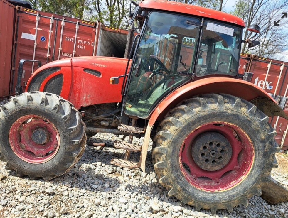 PREDAM TRAKTOR ZETOR FORTERRA 10641 CENA 14500€