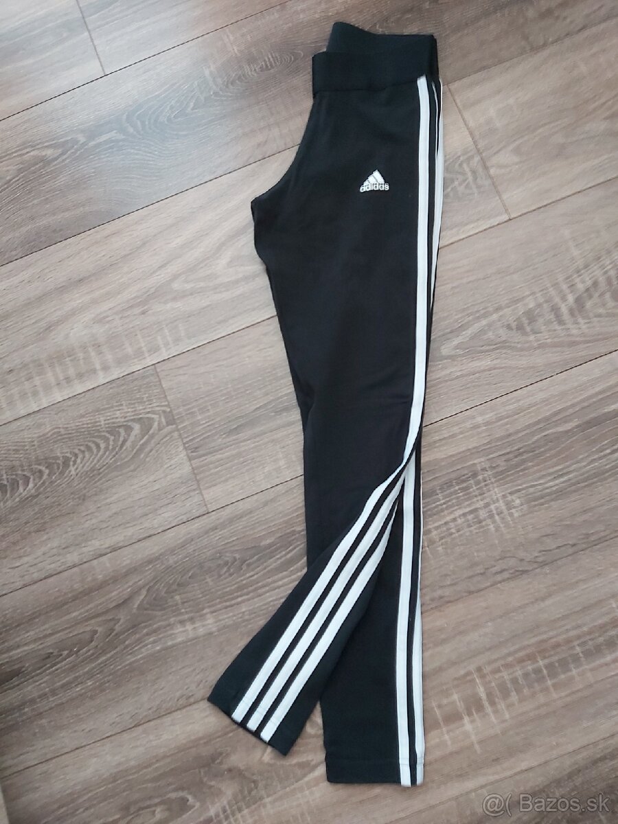 Damske leginy Adidas