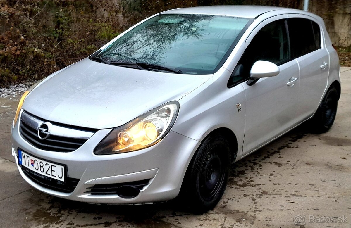 Opel Corsa D Hatchback