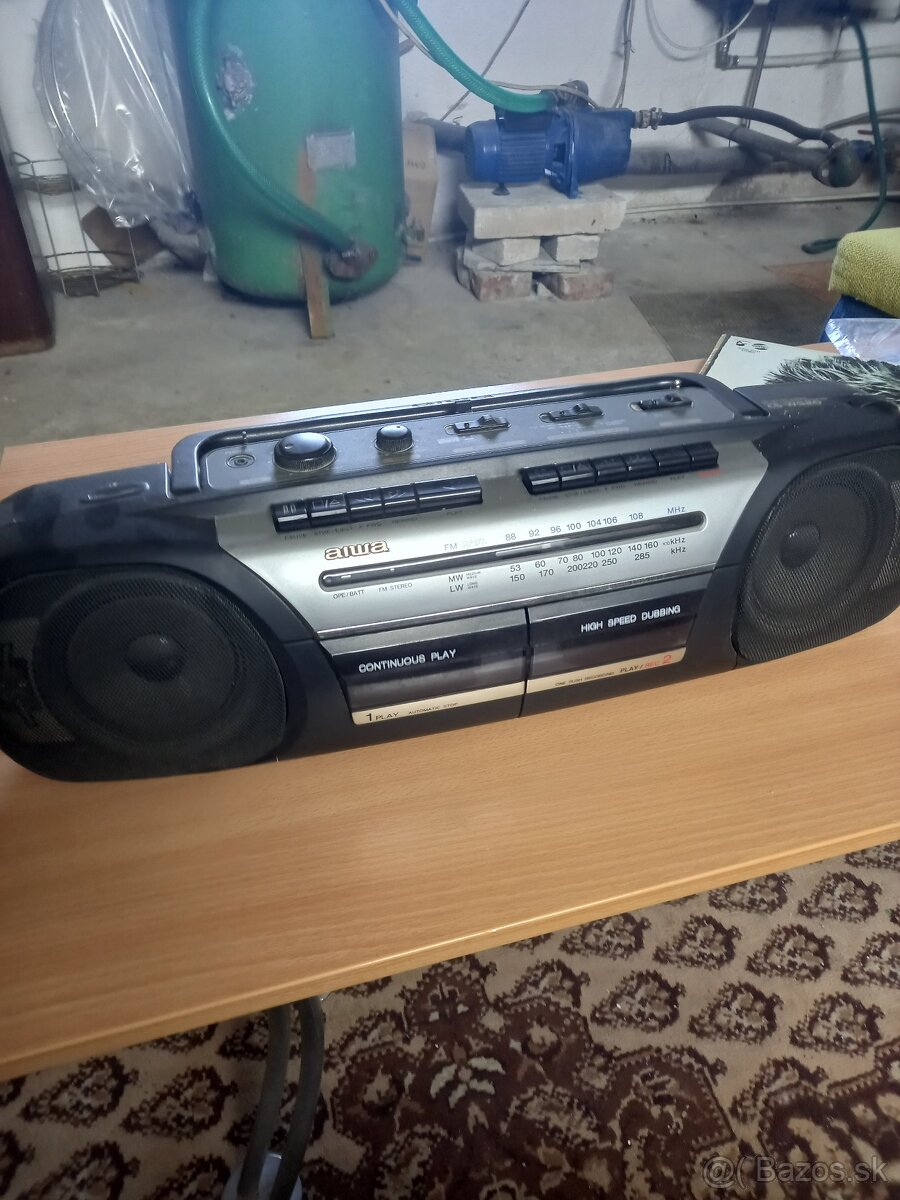 AIWA CS W520 DVOJKAZEŤÁK