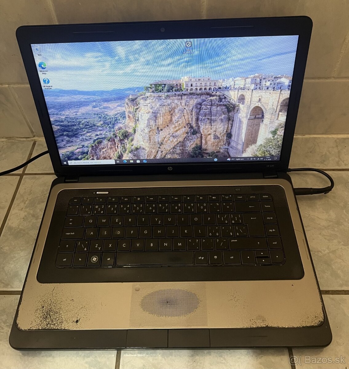 HP 630 - Intel B960 - 4GB RAM - 320GB HDD