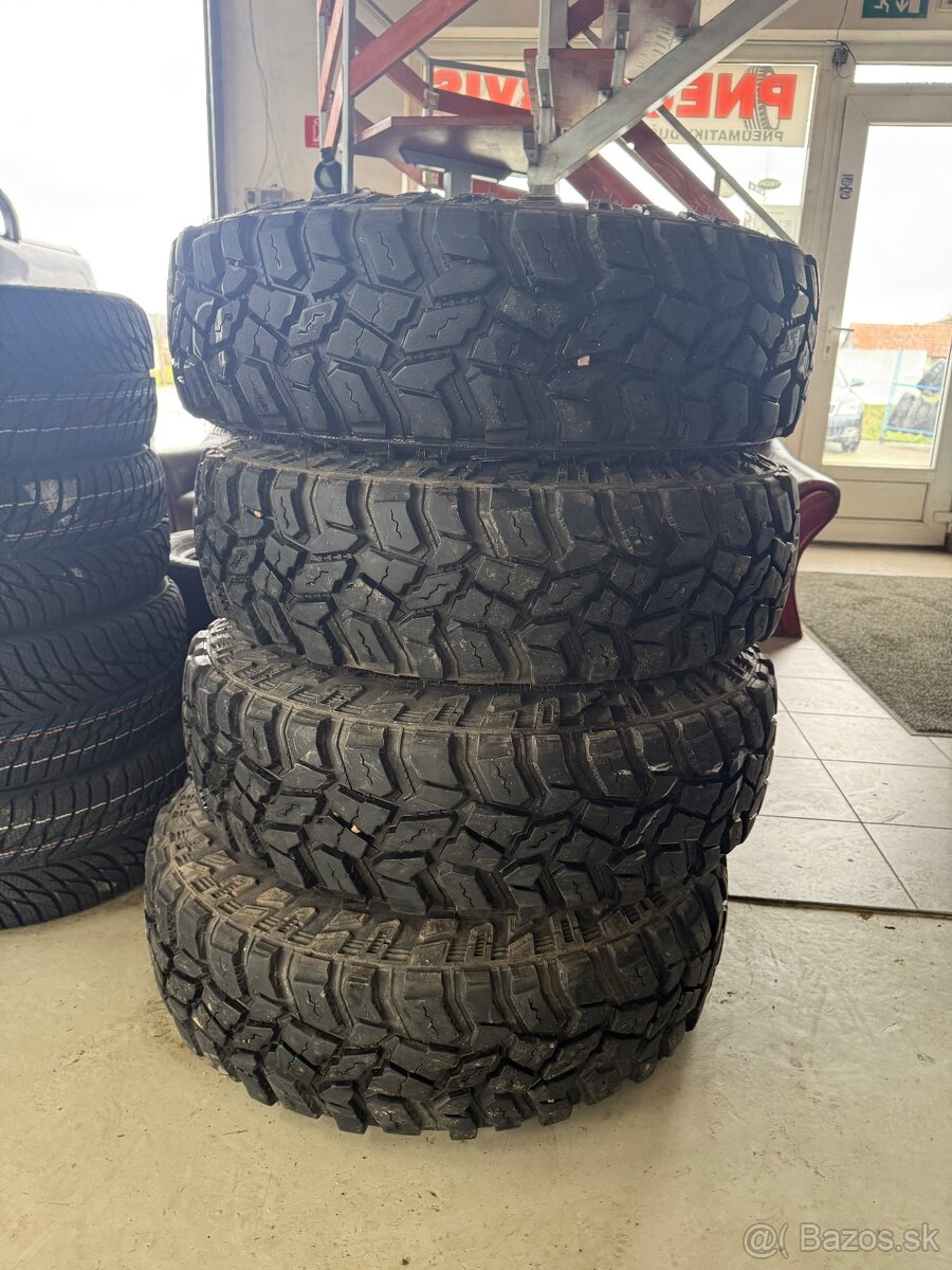 235/85 R16 na diskoch