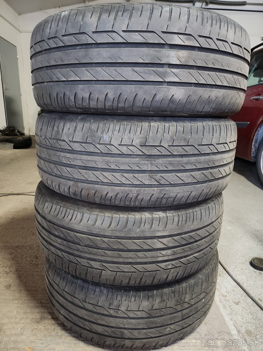 4x letné pneu 225/45 r19