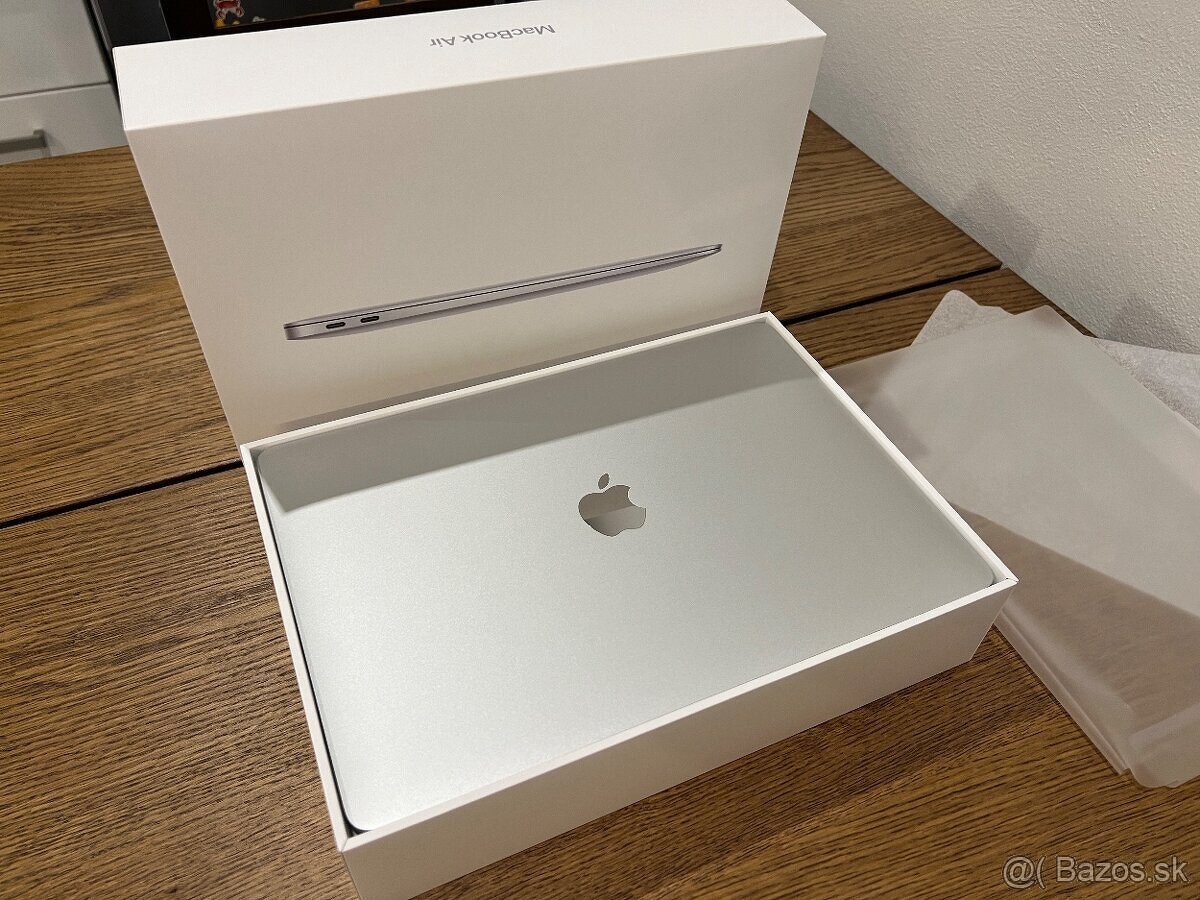 MacBook Air 13" M1 8/256GB Silver