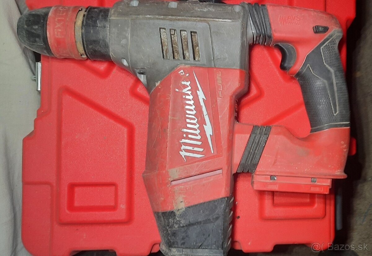 Milwaukee M28