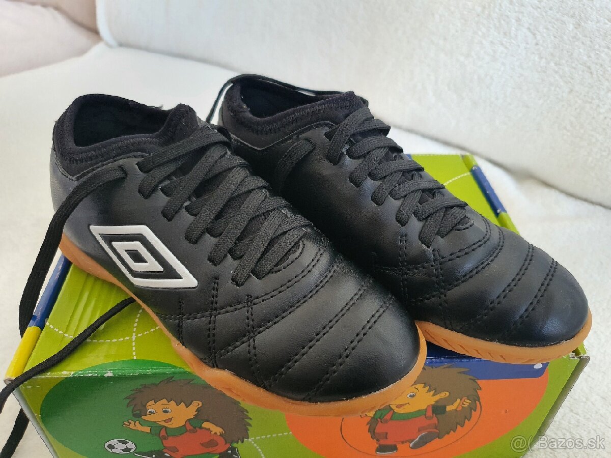 Halovky Umbro