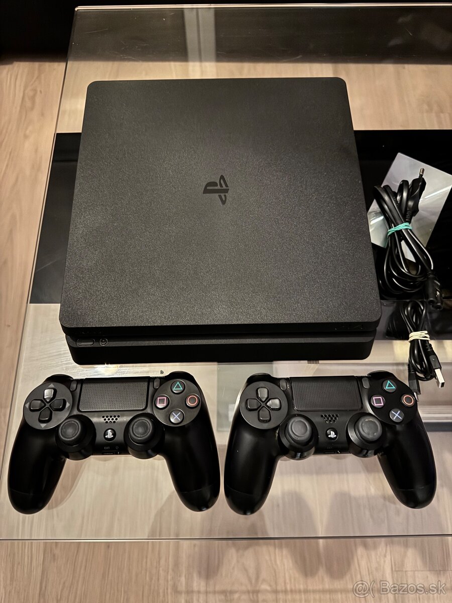 Predam Playstation 4 - Slim (500GB) +6 hier