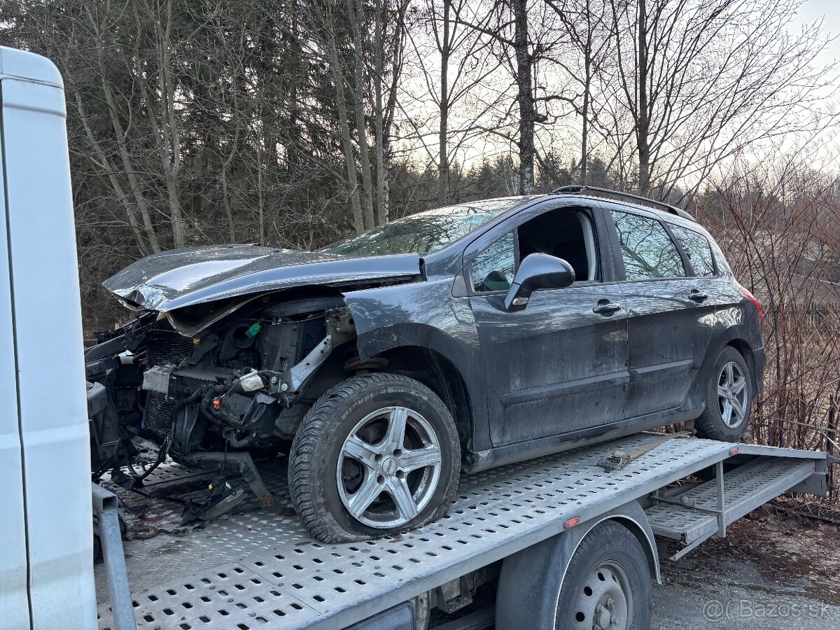 Peugeot 308 1.4 vvti Rozpredam na náhradné diely 170000km