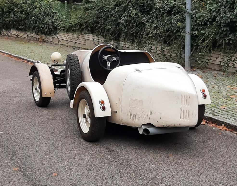 Volkswagen - AHK Bugatti B 35