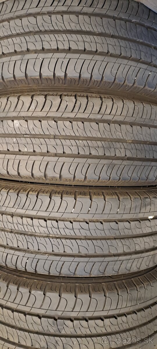 Predám 4ks skoro nové letné 215/65r16C Good Year na dodávku