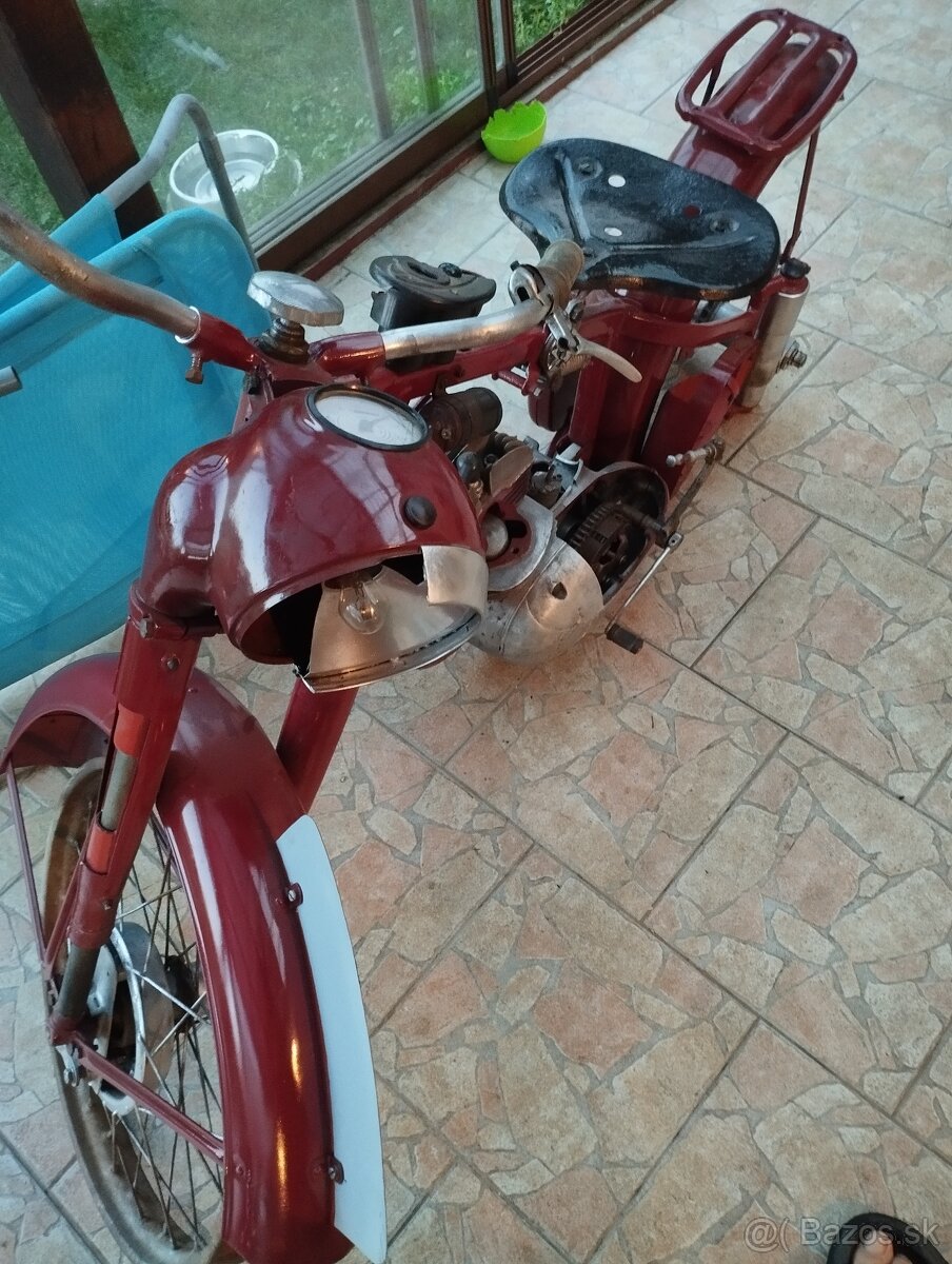 jawa pérák 350