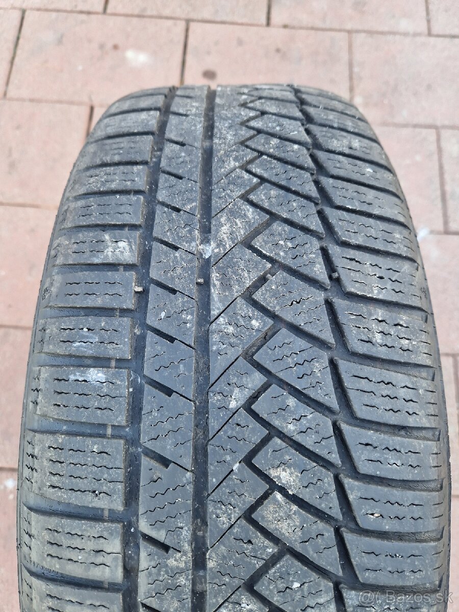 ErCContinental WinContact TS850 215/55r17 zimna