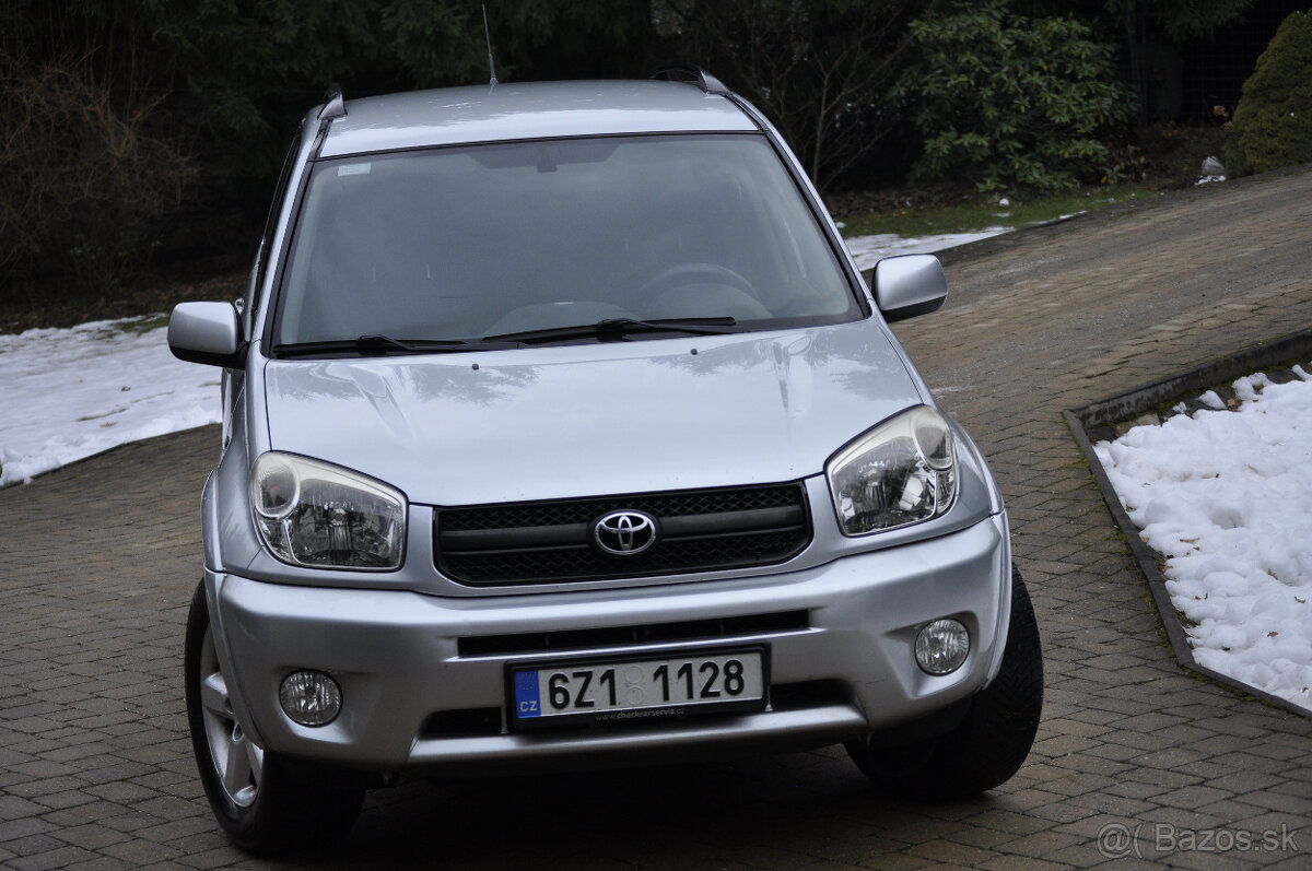 Toyota RAV4  4x4 , automat- Benzin