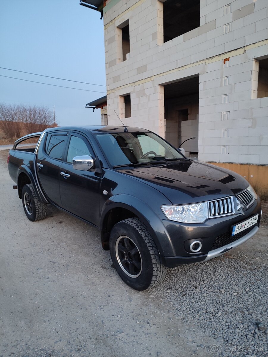 Mitsubishi L200