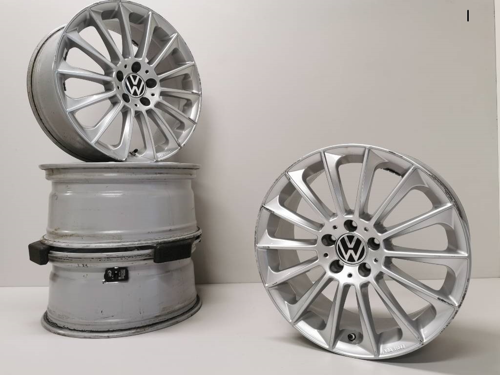 Vw Passat, Golf alu disky 8J R18 5x112 ET45 GMP