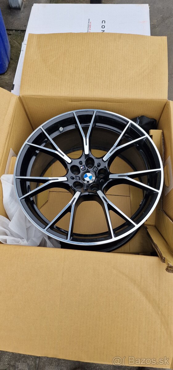 BMW M5 disky 20"