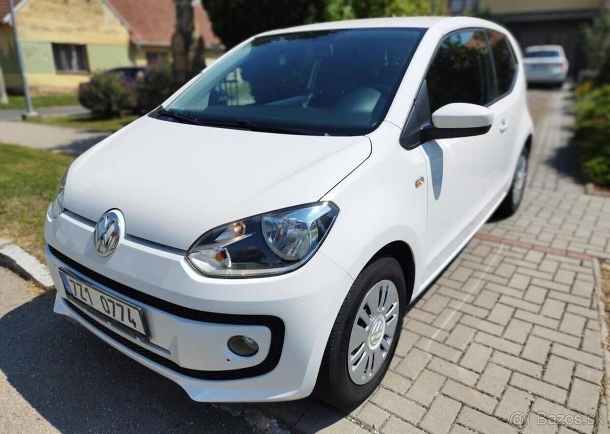 Volkswagen Up 1,0 MPI VÝHŘEV NAVI benzín manuál 44 kw