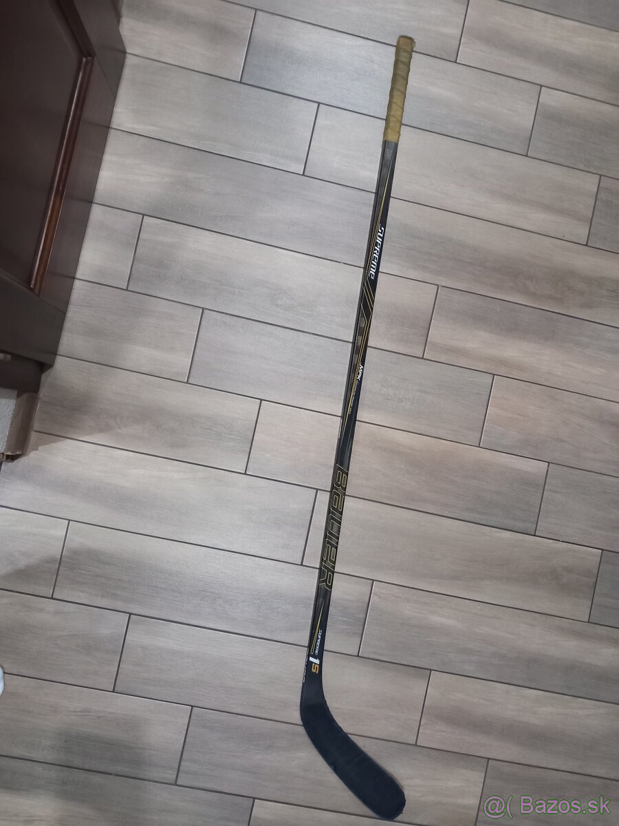 Hokejka bauer  supreme s1