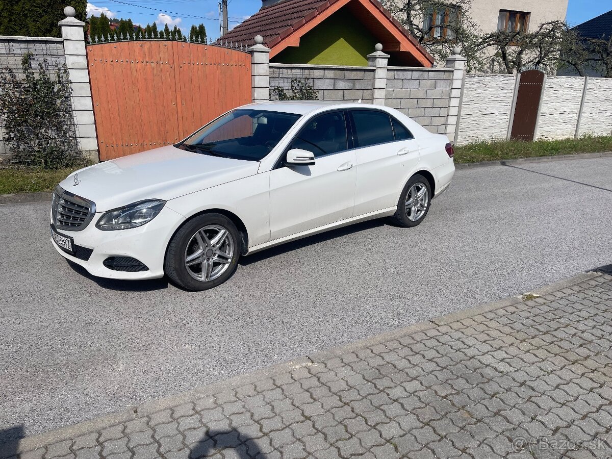 Predám Mercedes E