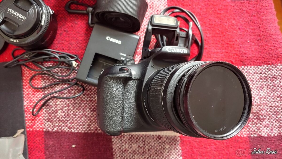 Canon 1200D efs 18-55mm