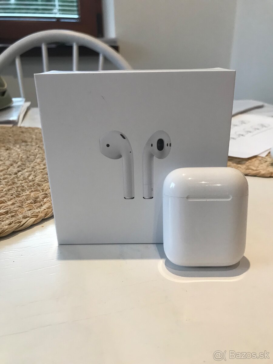 AirPods