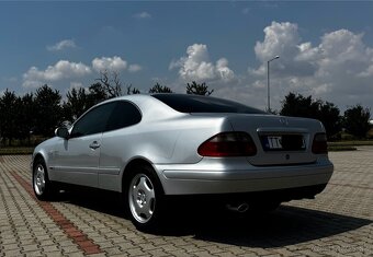 Mercedes-Benz W208 CLK230 Kompressor - 10