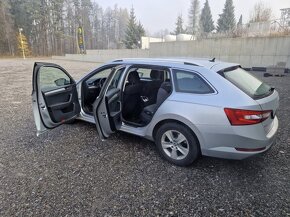 Škoda Superb 2,0 TDI - 10