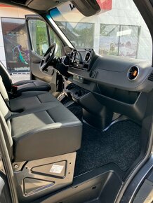 Mercedes Sprinter 319 CDI / 3.0 / V6 / L2H2 / AUTOMAT - 10