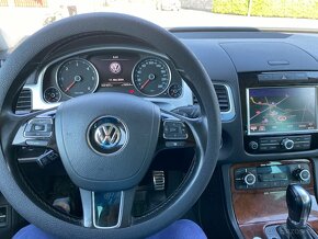 Predam VW Touareg 4.2 TDi V8 - 10