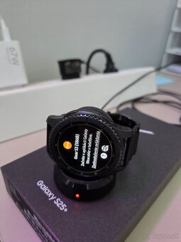 Samsung S22+ 256GB + Samsung gear S3 frontier - 10