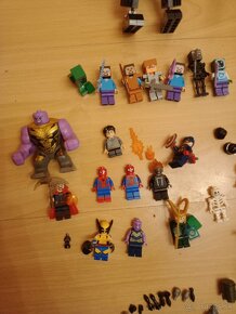 Lego.    StarWars   Marvel   Vojaci a zbrane Vozidla roboti. - 10