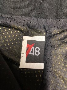 Nová kožená motokombinéza Dainese-44 a 48 - 10