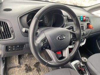 Kia Rio 1.25 2013 - 10