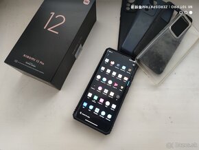 Xiaomi 12 Pro 5G 12/256GB - 10