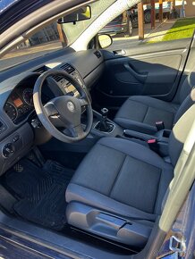 Volskwagen Golf 5 1.6 bezin - 10