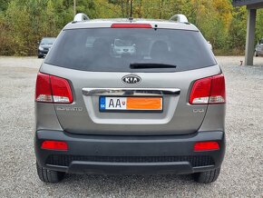 KIA SORENTO 2,2CRDi 4x4 - 10