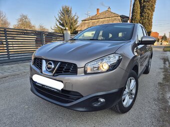 Nissan Qashqai +2 benzin 1.6.  7.miest - 10