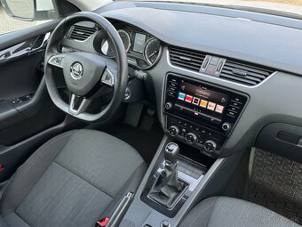 Škoda Octavia Combi Style 2.0 TDi M6, r.v.: 2020 - 10