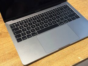 Apple MacBook Pro 13” 2016, 8GB/256GB bez touchbaru - 10