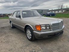 Mercedes 126 260E - 10